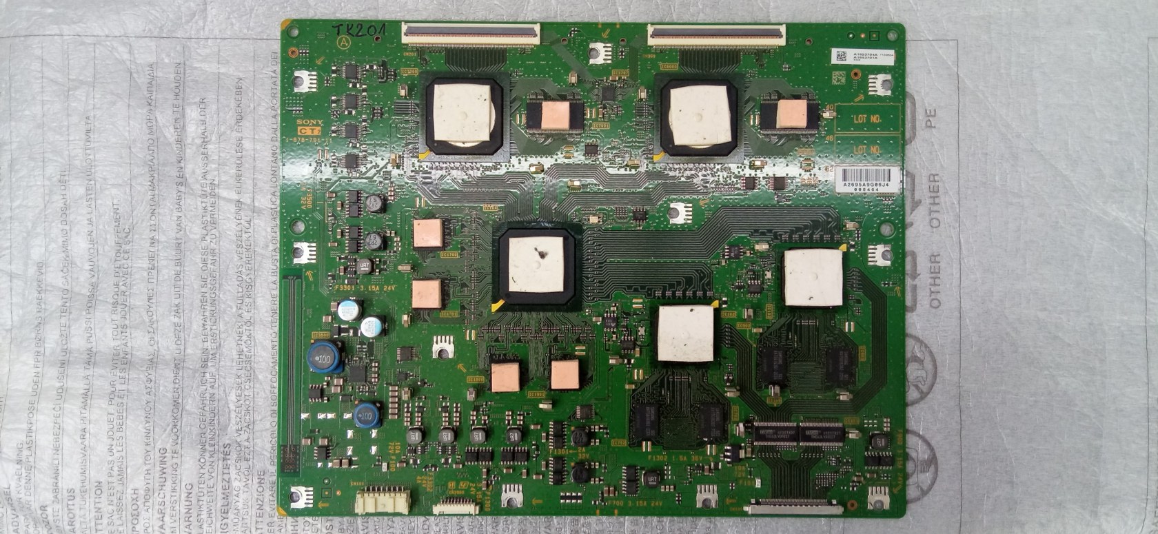 TK201 SONY 52 TCON 1-878-791-11 LTY520HH02